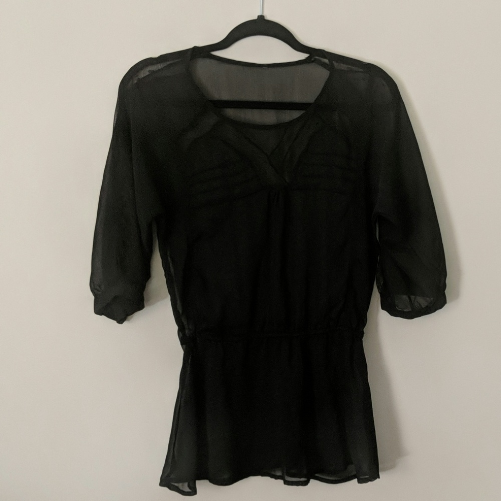 Sheer quarter length top